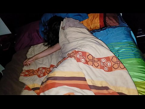 ❤️ Üvey oğul, genç üvey annesini uyurken azarlıyor. ️ Kaliteli porno tr.dreamlandpassionjourney.ru
